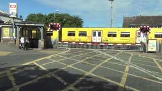 Birkdale Level Crossing [upl. by Eiramalegna]